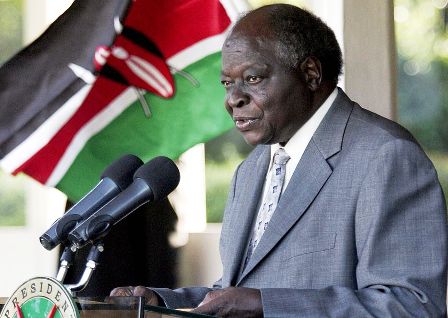 the former president of kenya mwani kibaki addressing kenya business investors