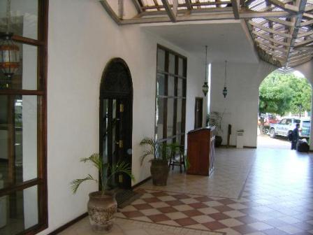 Entebbe Flight Motel in Uganda for Cheap Holiday Accommodation in Entebbe Town 