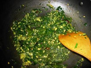 Tanzania Curried Spinach and Peanut Butter Recipe