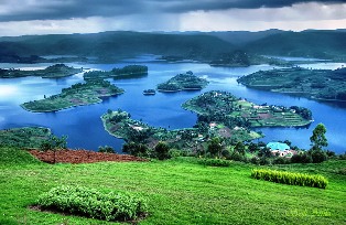 Lake Bunyonyi.