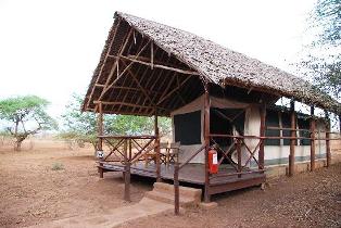 Voyager Ziwani in Tsavo National Park Kenya