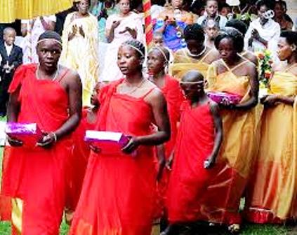 CLOTHING OF NYANKOLE PEOPLE IN OF UGANDA