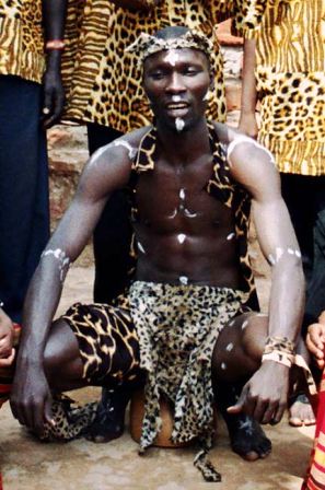 Who are the Lugbara People in Uganda