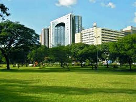 Nairobi Central Park expansive lawns and well maintained gardens
