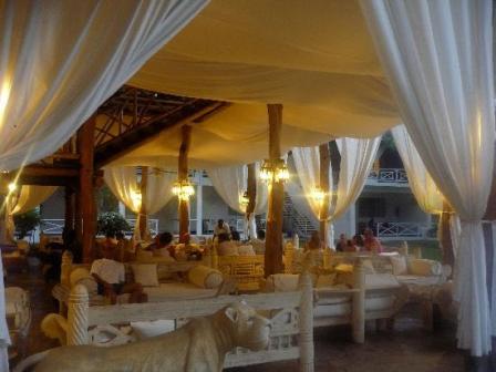 eating place in Pelican Lodge at lake elentaita